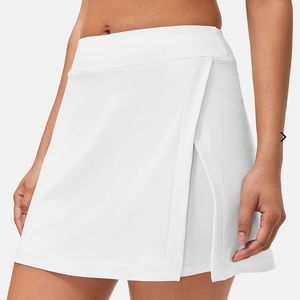 Outdoor voices court skort size M, new